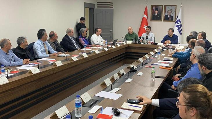 Bakan Kurum: 10 binadan biri ya yıkılacak, ya yıkık ya da oturulamaz durumda