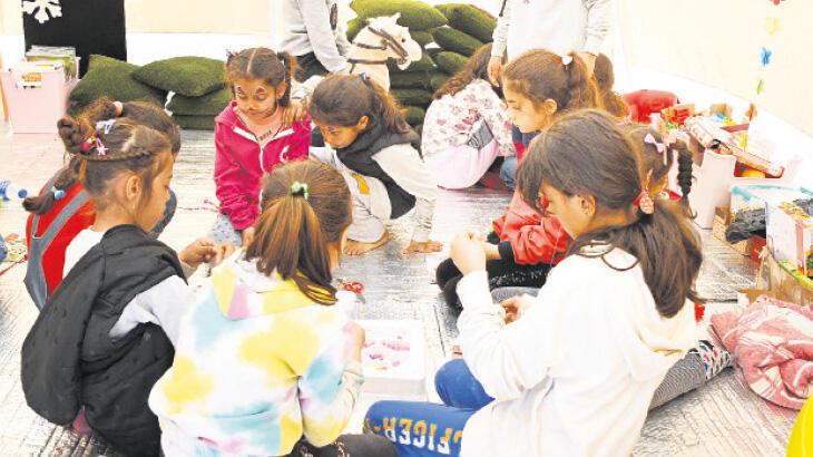 ‘Çocuklar yaşıtlarıyla bir araya gelmeli’