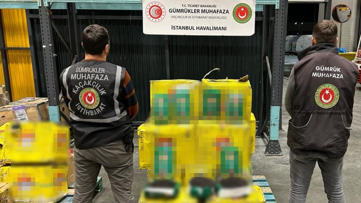 İstanbul Havalimanı’nda 195 kilo metamfetamin ele geçirildi