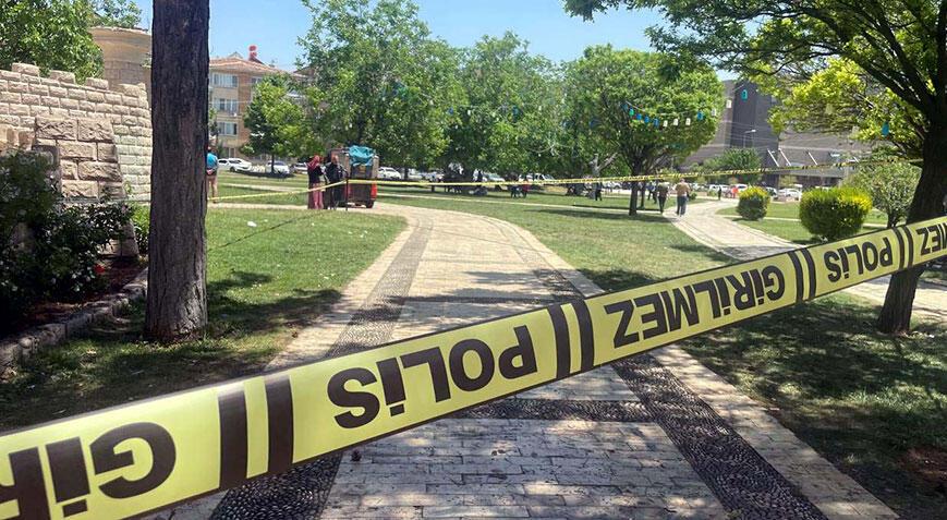 17 yaşındaki Hüseyin parkta kalbinden bıçaklandı