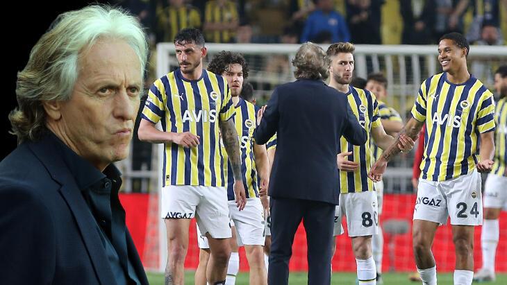 Fenerbahçe’ye 2 teknik direktör adayı! ‘Anlaşmaya yakın’