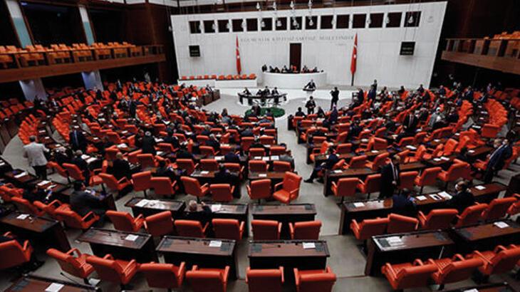 Siyasette gerilime kısmi bayram molası