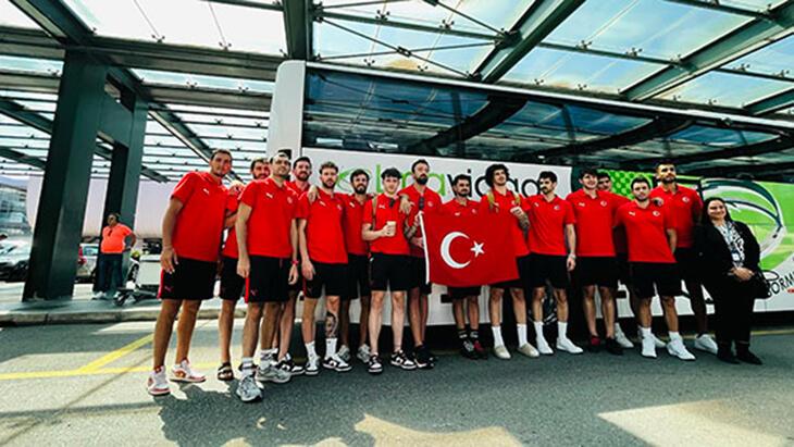 A Milli Erkek Basketbol Takımı hazırlık kampı için İtalya’ya gitti