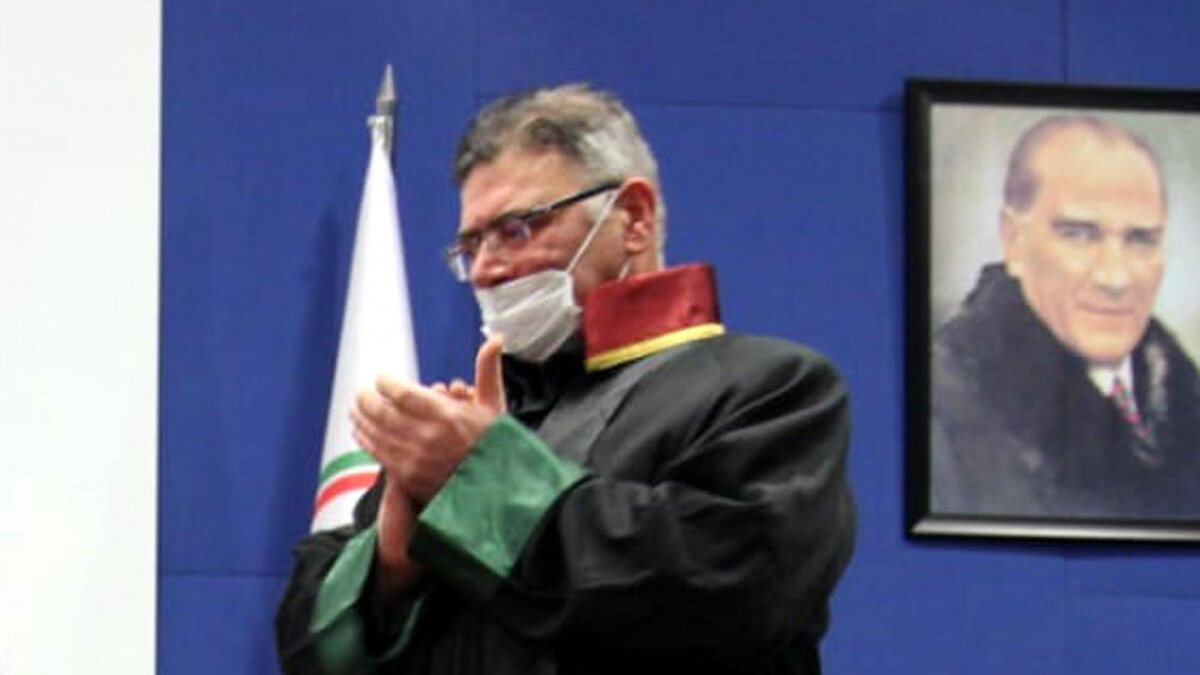 Edirne’de 5’inci kattan aşağı düşerek can verdi