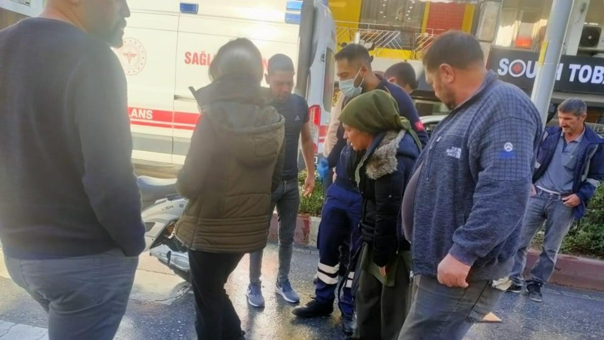 Antalya’da kırmızı ışık ihlali kaza getirdi! O anlar kamerada