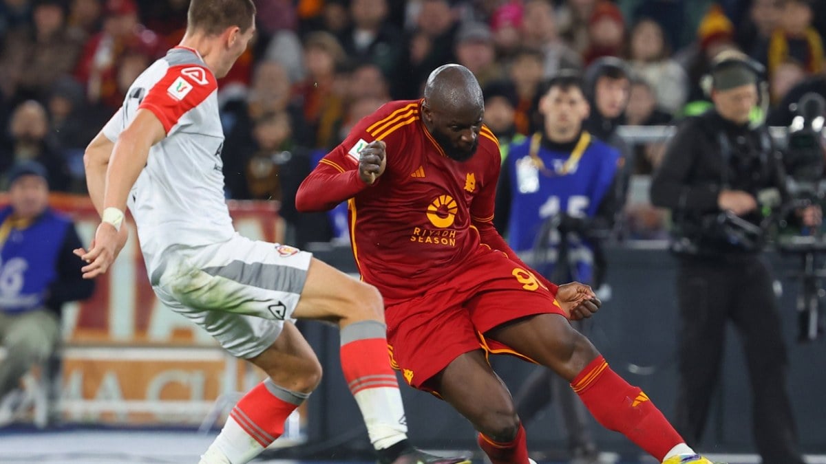 Roma, Cremonese’yi yenerek üst tura yükseldi