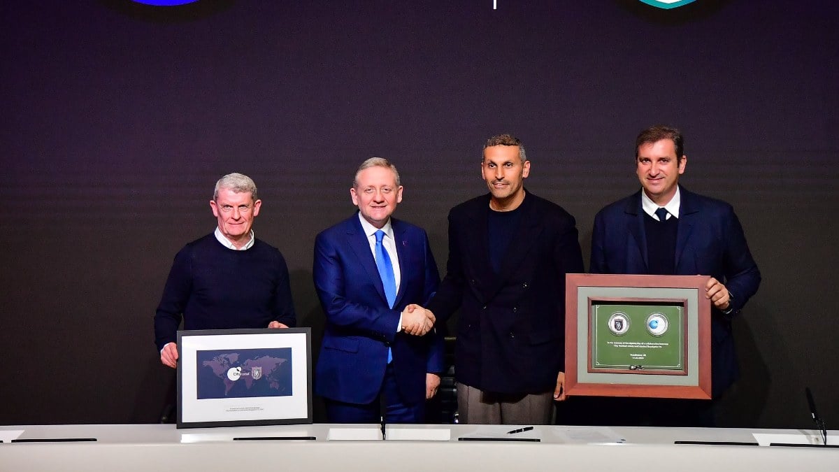 Başakşehir’den dev anlaşma! City Football Group’la iş birliği yapıldı
