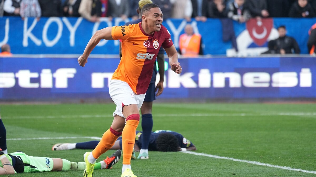 Carlos Vinicius performansıyla dikkat çekiyor