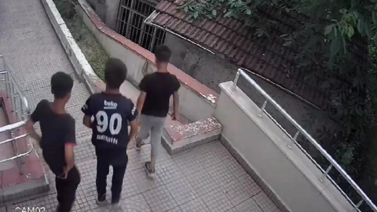 Karabük’te apartmanlardan ayakkabı çaldılar