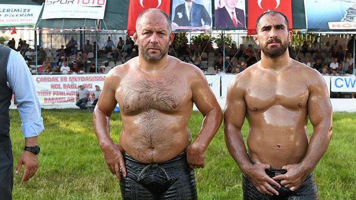 290. Tarihi Çardak Yağlı Pehlivan Güreşleri’nde başpehlivan Feyzullah Aktürk!