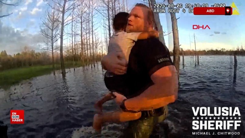 ABD’de kaybolan otizmli çocuğun kurtarıldığı anlar polisin vücut kamerasına yansıdı