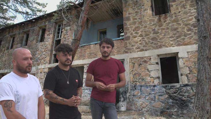 ‘Cinli köy’de ceset şoku! 3 arkadaş video çekmeye geldi, gördüklerine inanamadı