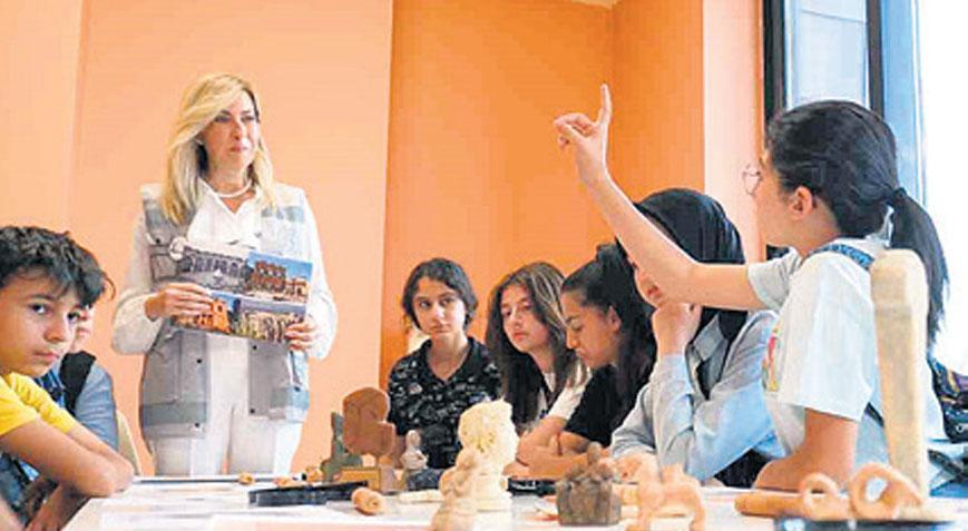 Çocuklar kültürümüze sahip çıkıyor