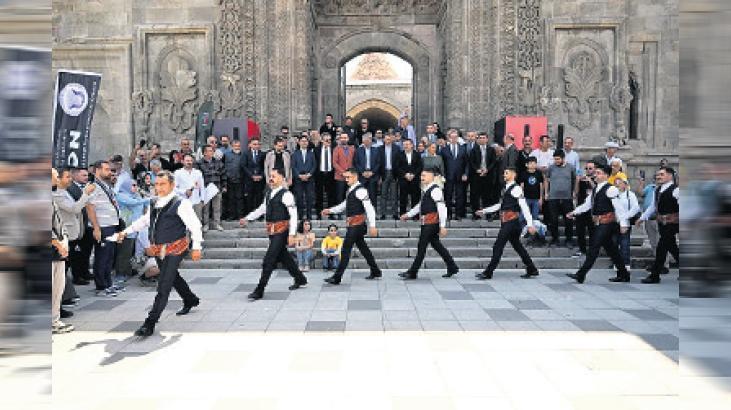 Dadaşlar diyarında kültür festivali başladı