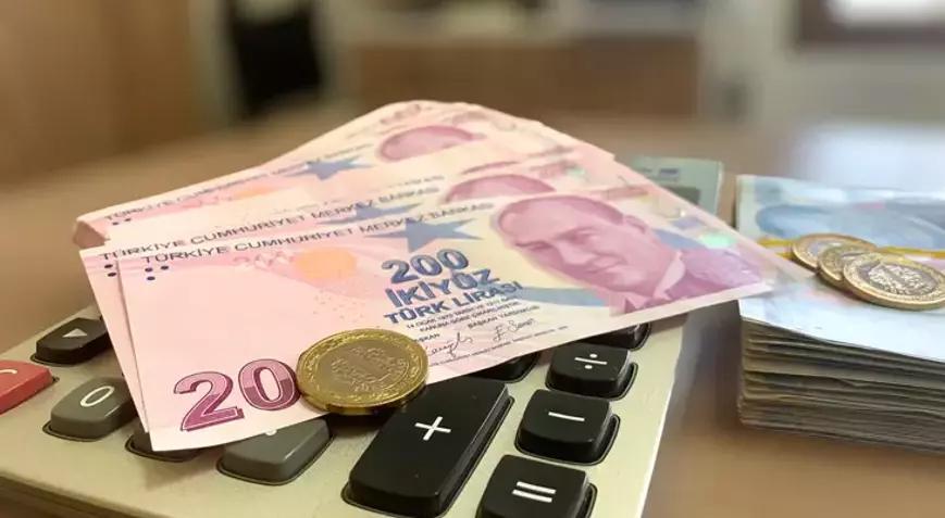 Emekliye kim ne promosyon veriyor! Maaş yükseldi bankalar promosyon yarışına girdi