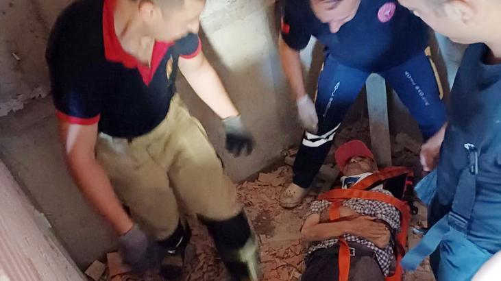 İki gündür her yerde aranıyordu! Asansör boşluğunda sağ bulundu