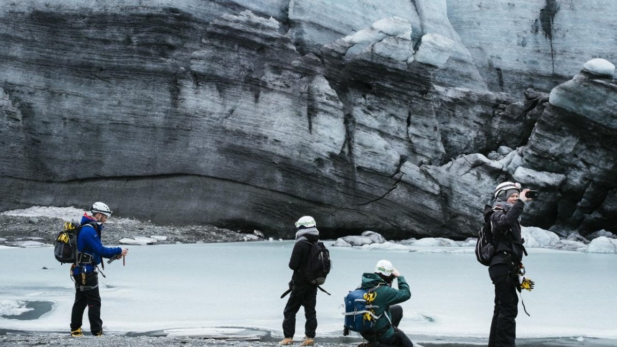 İzlanda’da buzul çöktü, 1 turist öldü