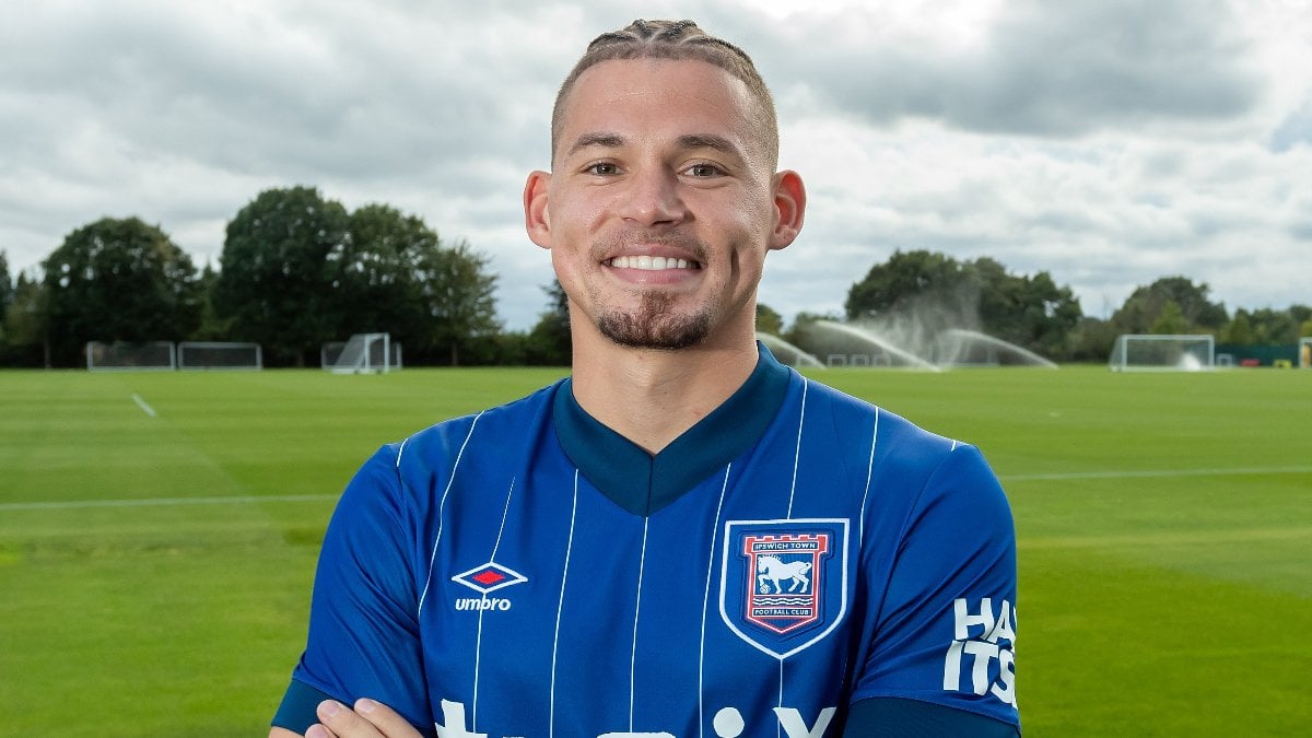 Kalvin Phillips resmen Ipswich Town’da