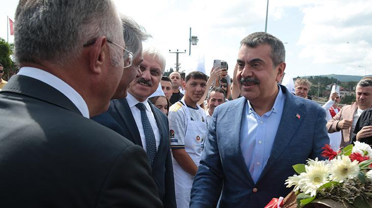 Milli Eğitim Bakanı Tekin: Değerlerimizin gelecek kuşaklara aktarılmasını istiyoruz
