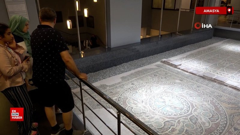 Müze Müdürü Celal Özdemir: Üstünde elma ağacı olan tek antik mozaik Amasya’da