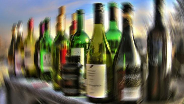 Yılbaşına sayılı günler kala uzmanından ‘sahte içki’ uyarısı!